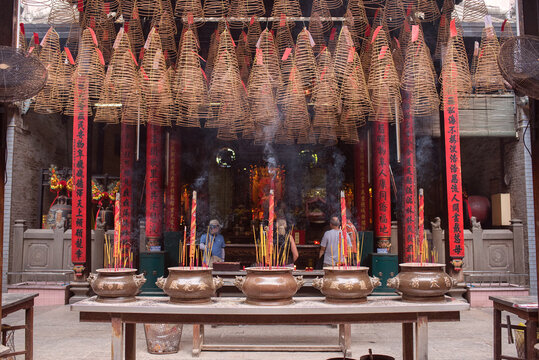 Thien Hau Temple in Saigon, Vietnam　ベトナム・ホーチミン　チョロン（中華街）の道教寺院「天后宮」
