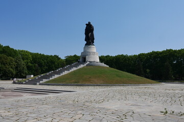 Sowjetisches Ehrenmal im Treptower Park in Berlin