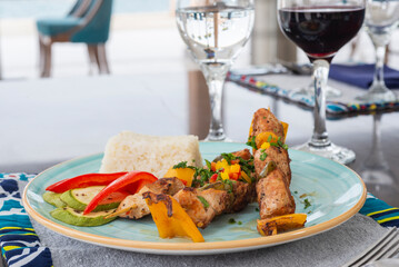 Chicken shish kebab a la carte meal with white rice