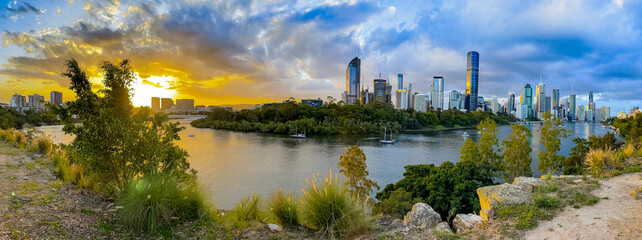 Fototapeta premium Brisbane City from Kangaroo Point, Queensland, Australia