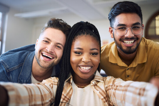 Happy, selfie or students face with smile for education success team building, collaboration or teamwork. Diversity, learning or friends for scholarship portrait, comic or happiness photo in class