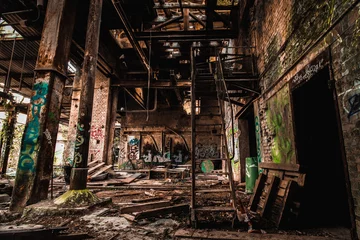 Papier Peint photo autocollant Vieux bâtiments abandonnés iron ladder in a lost place, old factory