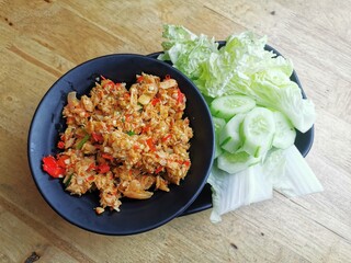 Tuna Chili Paste with Fresh Vegetables