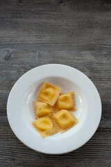 A bowl of ravioli