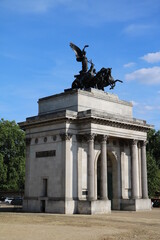 Fototapeta na wymiar Wellington Arch at Apsley Way in London, England Great Britain