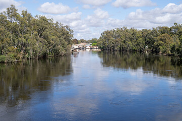 The Murry River, flooded between Echuca and Moama