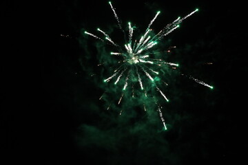 Feuerwerk grün