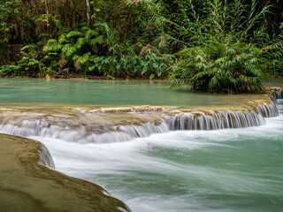 Kuang-Si-Wasserfall