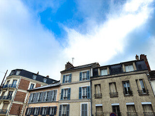Fototapeta na wymiar Street view of downtown Fontainebleau, France