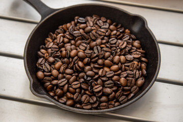 Fototapeta premium コーヒーの焙煎 Authentic coffee to enjoy outdoors