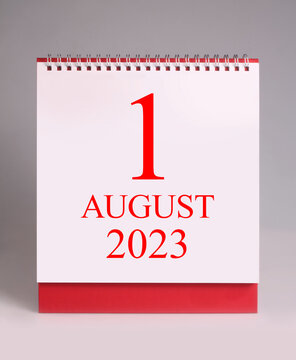 Simple Desk Calendar 2023 - August