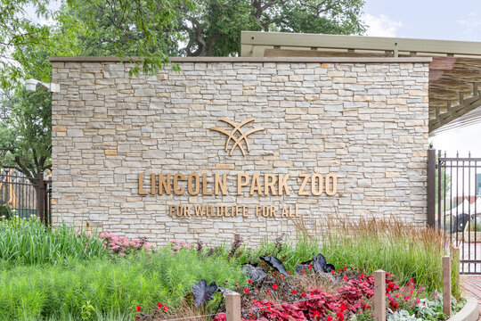 CHICAGO, IL, USA - JULY 13, 2021: The exterior of Lincoln Park Zoo in the Lincoln Park neighborhood of Chicago. This zoo is free to everyone year round and features around 1,100 animals.