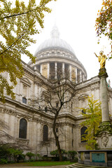 Fototapeta na wymiar St. Paul's Cathedral dome London Great Britain in mist Autumn