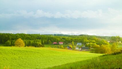 Obraz premium Green field and hills. Nature of northern Poland.