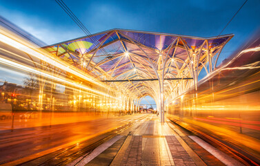 Fototapeta na wymiar station at night