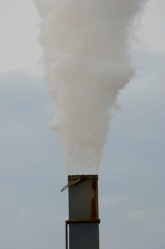 Air pollution at a factory in rural Kansas, USA; Manhattan, Kansas, United States of America