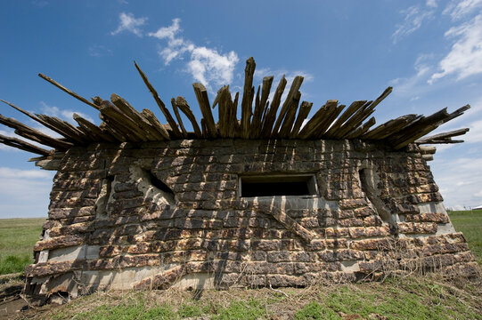 Artificial sod structure used in the movie 'Dances with Wolves', near Ft. Pierre, South Dakota, USA; Fort Pierre, South Dakota, United States of America