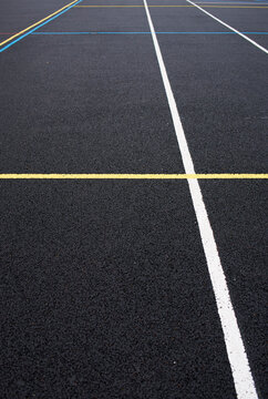 Graphic abstract picture of a netball court.