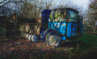 zespsute auta złomowisko  © Sieku Photo