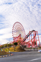 夕焼けの遊園地(アトラクション風景・観覧車) 
Amusement park at sunset...
