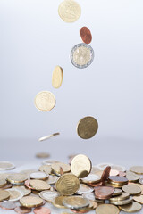 geld, m&uuml;nze, w&auml;hrung, business, finance, bank, bargeld, reichtum, stapel, wachstum, banking, investition, absatzmarkt, einsparung, anh&auml;ufen, finanz, euro, konjunktur, erfolg