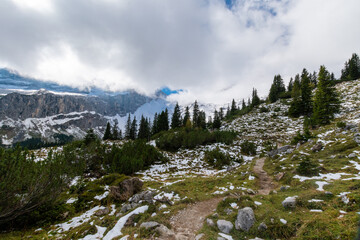 Fototapeta premium A cloudy day with snowy mountains (Vorarlberg, Austria)