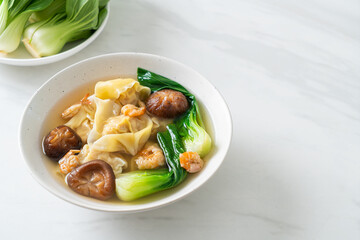 pork dumpling soup with shrimps and vegetable