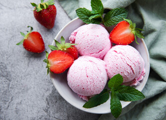 Homemade strawberry  ice cream with fresh strawberries