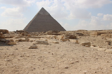 Fototapeta na wymiar Pyramid of Khafre, Giza Pyramid complex, Cairo, Egypt.