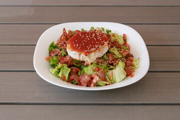 Ensalada mixta con queso de cabra