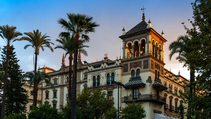 Fototapeta na wymiar Seville, the famous historical city in Spain, captured at sunset