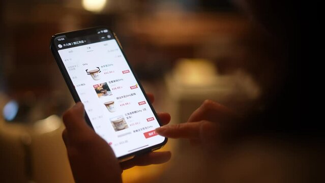 Order Food Online With Smart Phone