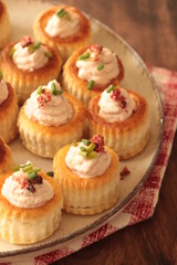 feuilletés à la mousse de jambon