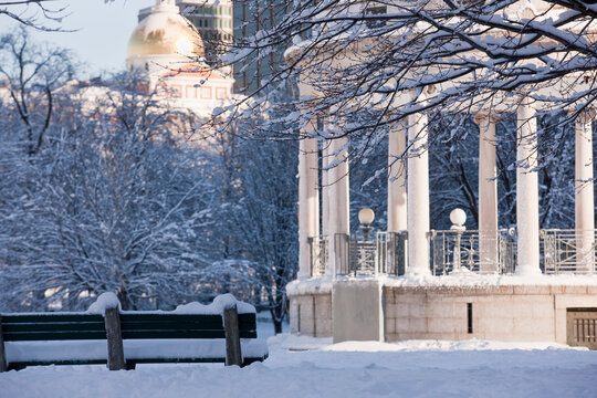 Parkman Bandstand and Boston State House after winter storm, Beacon Hill, Boston, Massachusetts, USA