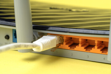 Connecting to a Wi-Fi router network