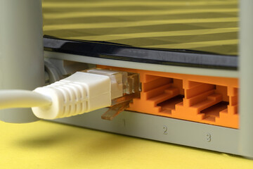 Connecting to a Wi-Fi router network