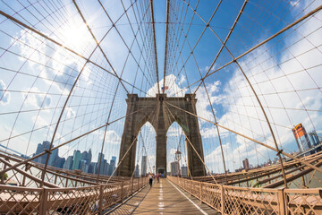 Fototapeta na wymiar Brooklyn Bridge and Manhattan skyline, New York City, United States.