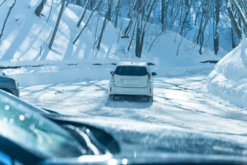 車・雪道