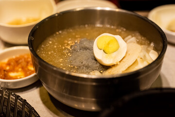 Cold Noodles with vinegar and water