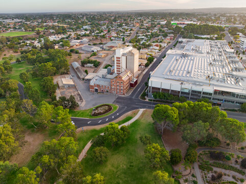 Aerial view of a parkland surrounding a regional city CBD