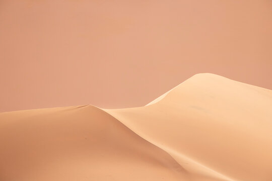 Smooth texture of sandy dunes