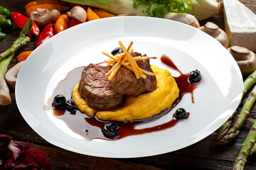 Filet mignon with mashed