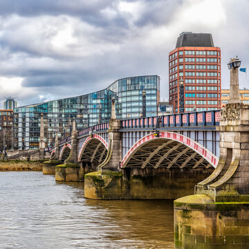 Lambeth Bridge spanning the River Thames; London, England