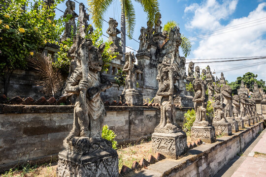 Pura Meduwe Karang temple; Bali, Indonesia