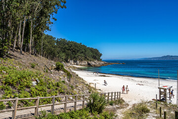 Fototapeta na wymiar Praia de Figueiras beach at the east coast of Illas Cies, Galicia, Spain
