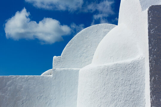 Classical Whitewashed Church, Oia, Santorini, Cyclades, Greek Islands, Greece