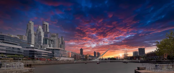 Fototapeten Argentina, Buenos Aires, panoramic urban skyline and cityscape of Puerto Madero a waterfront. © eskystudio