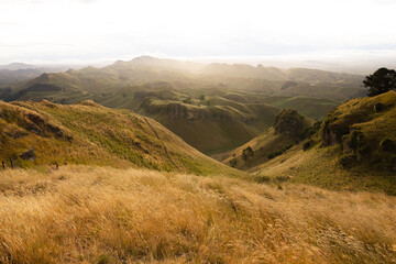 Obraz premium Sunset over Te Mata Peak