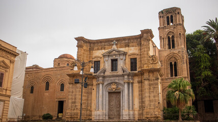 Fototapeta premium wide View of Piazza Bellini Square, Santa Maria dell'Ammiraglio Church known as Martorana Church and San Cataldo church. Palermo, sicily, Italy
