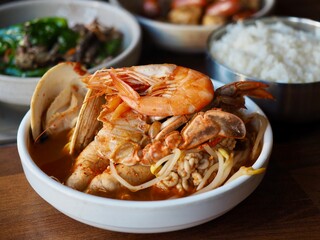 한국 전통음식 생선찌개, 매운탕